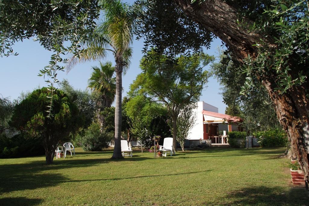 Agriturismo Villa Tommaso Torre dell'Orso Exterior foto